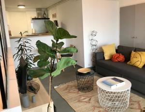 Posezení v ubytování Chez Isa, loft 55m2, jardin, vue, parking, entrée autonome