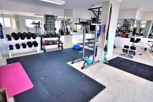 The fitness centre and/or fitness facilities at Zen House with sea views, near Kleopatra beach