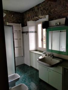 Koupelna v ubytování CASA VACANZE "LA QUIETE" + 37 fotografií