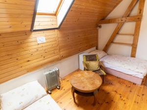 Posteľ alebo postele v izbe v ubytovaní Holiday Home Vlkov by Interhome