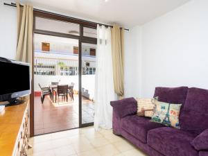 A television and/or entertainment centre at Apartment Comfy Altemar-2 by Interhome