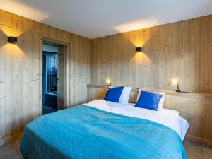 Postel nebo postele na pokoji v ubytování Holiday Home L'Adret by Interhome + 23 fotografií