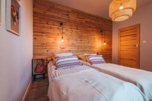 Postel nebo postele na pokoji v ubytování Bystry Comfort