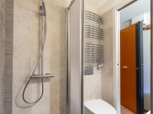 Ένα μπάνιο στο Studio Palafour - Le Lac-5 by Interhome +15 φωτογραφίες