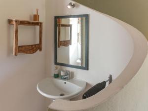 Kúpeľňa v ubytovaní Holiday Home Meridiana by Interhome