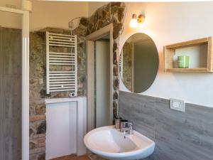 Kúpeľňa v ubytovaní Holiday Home Meridiana by Interhome