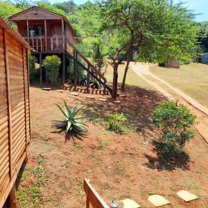 Taman di luar Entendeni Lodge SelfCatering