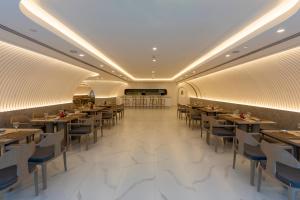 White Hills Resort餐厅或其他用餐的地方