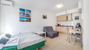 Kuchnia lub aneks kuchenny w obiekcie Apartamenty Sun & Snow Lido Sarbinowo