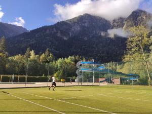Tenis a/nebo squash v ubytování La Cascade, Venosc - Les 2 Alpes nebo okolí