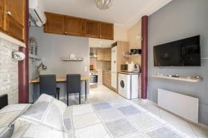 Kuchyňa alebo kuchynka v ubytovaní Studio idéal pour deux voyageurs sur Marseille