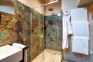 A bathroom at Atena Dolce Vita
