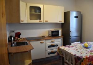 A kitchen or kitchenette at Casa Martina