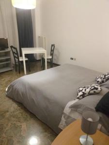 Postel nebo postele na pokoji v ubytování Executive center rooms