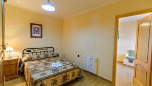 Postel nebo postele na pokoji v ubytování Casa Rural Pelijas Fontanar by Ruralidays