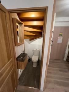 Kúpeľňa v ubytovaní Duplex 12p St Sorlin D'arves résidence Odalys