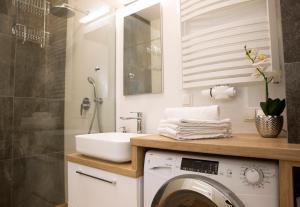Kúpeľňa v ubytovaní Luxus Apartament Rodzinny z sauną i siłownią