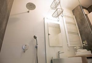 Kúpeľňa v ubytovaní Luxus Apartament Rodzinny z sauną i siłownią