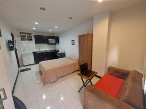 Una cocina o zona de cocina en Apartaestudio Laureles la 33