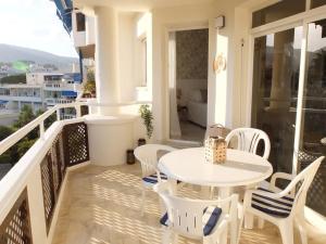 Balkón nebo terasa v ubytování Luxury apartments Alamos beach Torremolinos - Costa Lago