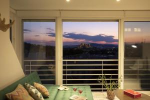 A general mountain view or a mountain view taken from Az apartmant