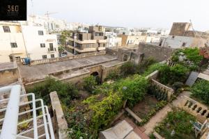 Cảnh Marsaskala hoặc tầm nhìn thành phố từ căn hộ