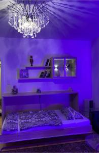 Ein Bett oder Betten in einem Zimmer der Unterkunft Central City Privatapartment Relax-Inn, Netflix & Sky TV!