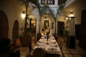 Restaurace v ubytování Riad Villa El Arsa