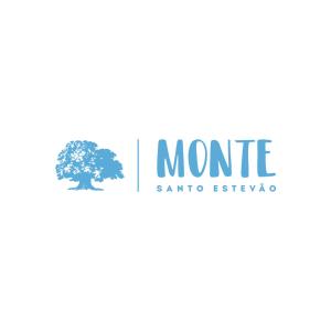 un logotipo para el Morris Estate savanna est en Villa Monte Santo Estevão, en Silves