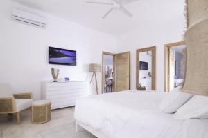 Postel nebo postele na pokoji v ubytování New Beachfront Penthouse