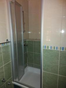 Kúpeľňa v ubytovaní Apartment Podgora 11469a + 27 fotografií