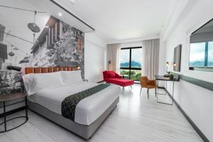 Postel nebo postele na pokoji v ubytování Travelodge Ipoh