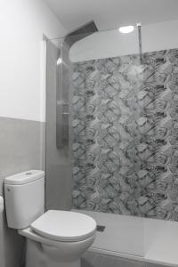 Koupelna v ubytování Ocean's Light + 16 fotografií