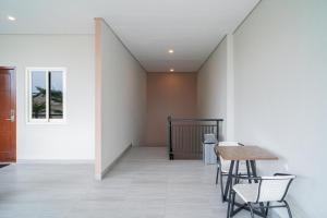 Gambar di galeri bagi Urbanview Hotel Bubusini Batu by RedDoorz di Batu
