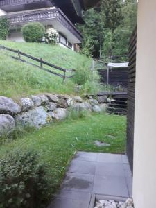 Ogród w obiekcie Ferienappartment in St Oswald - Bad Kleinkirchheim Nähe der Skipiste