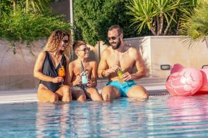 Hostia v ubytovaní Hotel Horizont
