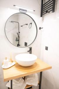 A bathroom at #G32 Luxury residence in the centre of Volos