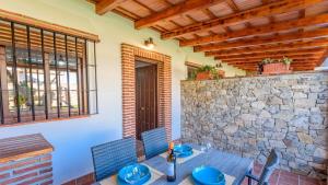 A balcony or terrace at Apto El Descanso II Conil de la Frontera by Ruralidays