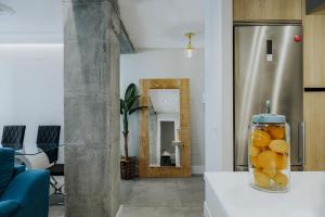 Posedenie v ubytovaní Six Apartments by Caleta Homes + 37 fotografií
