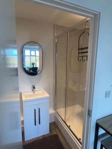 Koupelna v ubytování Abbotsbury 1 bed studio opposite UWE free parking