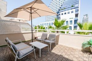 Balkón nebo terasa v ubytování YARKON - By Beach Apartments TLV