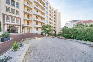 Budova, v ktorej sa apartmán nachádza