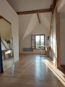 Billede fra billedgalleriet på Charmante Maison avec grand jardin lisière forêt i Levignen