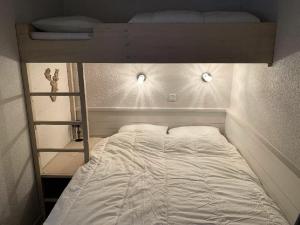 Postel nebo postele na pokoji v ubytování Residence Antares - maeva Home