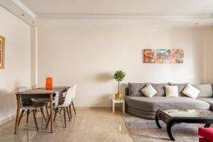 Χώρος καθιστικού στο SUITE APPARTEMENT BOURGOGNE 2 pièces