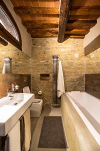 ห้องน้ำของ Locanda Bellavita - The Antique Kitchen