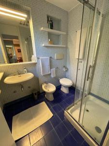 A bathroom at Foro Italico, Auditorium,Ponte Milvio, Ministero degli Esteri, 'Monte Mario Hill"