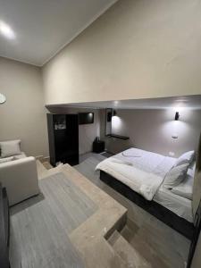 Voodi või voodid majutusasutuse Cheapest small studio at El-Gouna toas