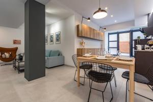A kitchen or kitchenette at Battle Kitchen Loft