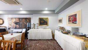 Area soggiorno di Diros Hotel